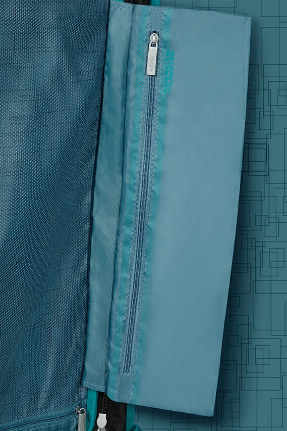 aerostep_suuri_matkalaukk_1-2.webp American Tourister AeroStep Suuri matkalaukku Turquoise Tonic New