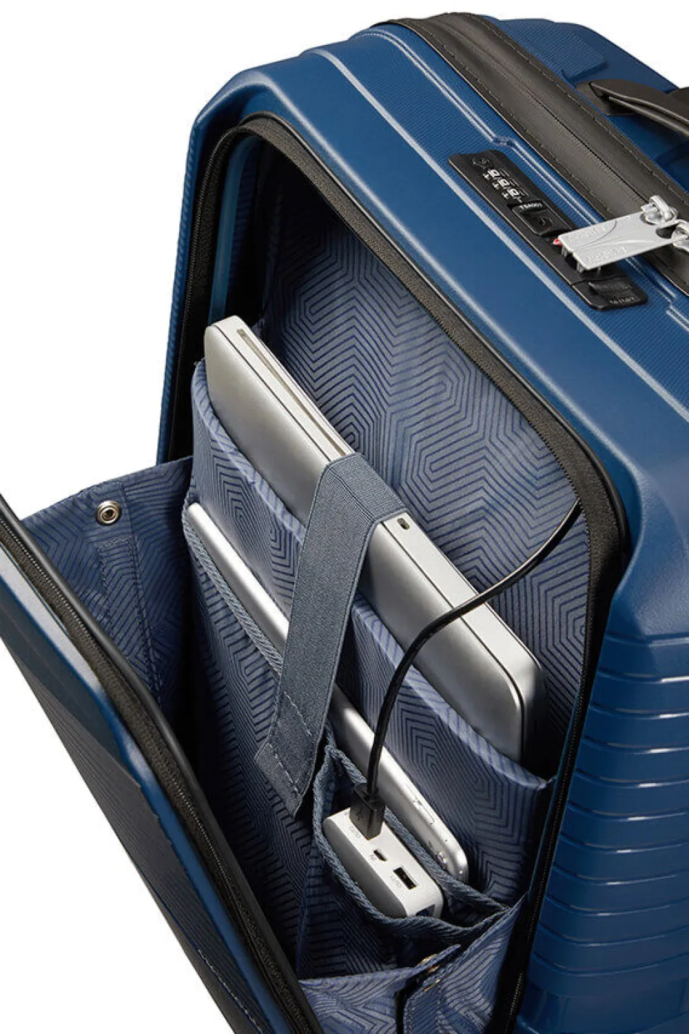 airconic_lentolaukku__2.webp American Tourister Airconic Lentolaukku 15.6" Midnight Navy Best
