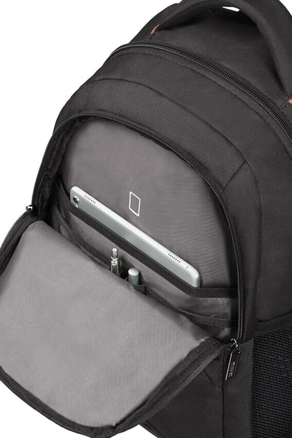 at_work_tietokonereppu__5-1.webp American Tourister AT Work Tietokonereppu 14" Black/Orange Clearance