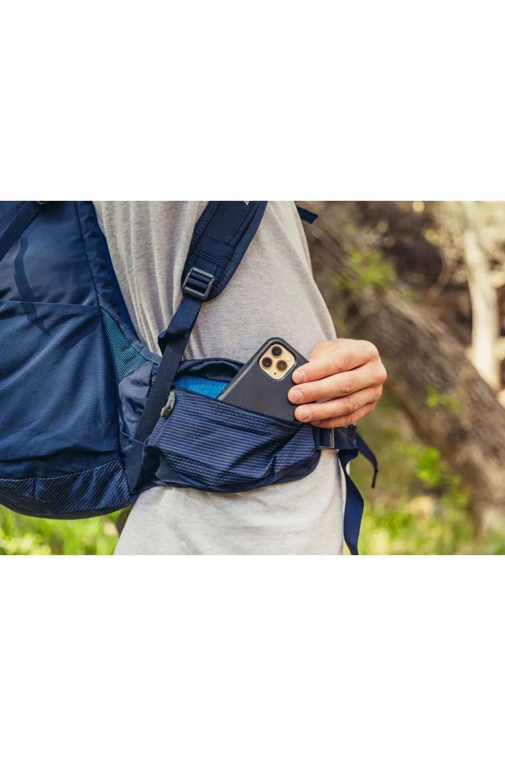 miko_backpack_2-8.webp Gregory Miko Backpack Optic Black Hot