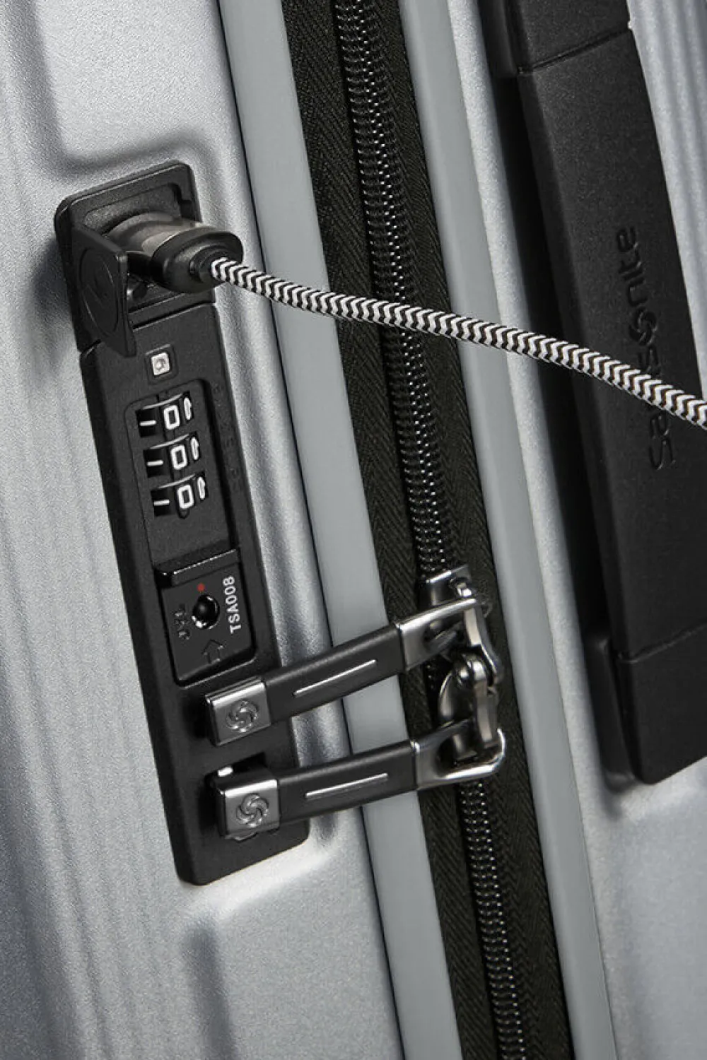 nuon_nelipyrinen_laajenne_4-21.webp Samsonite Nuon Nelipyöräinen laajennettava matkalaukku 55cm Matt Silver Online