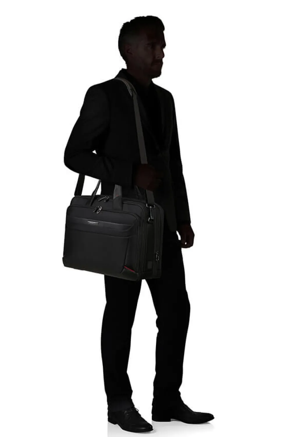 prodlx__tietokonelaukku__3-4.webp Samsonite Pro-DLX 6 tietokonelaukku 17.3" Black Online