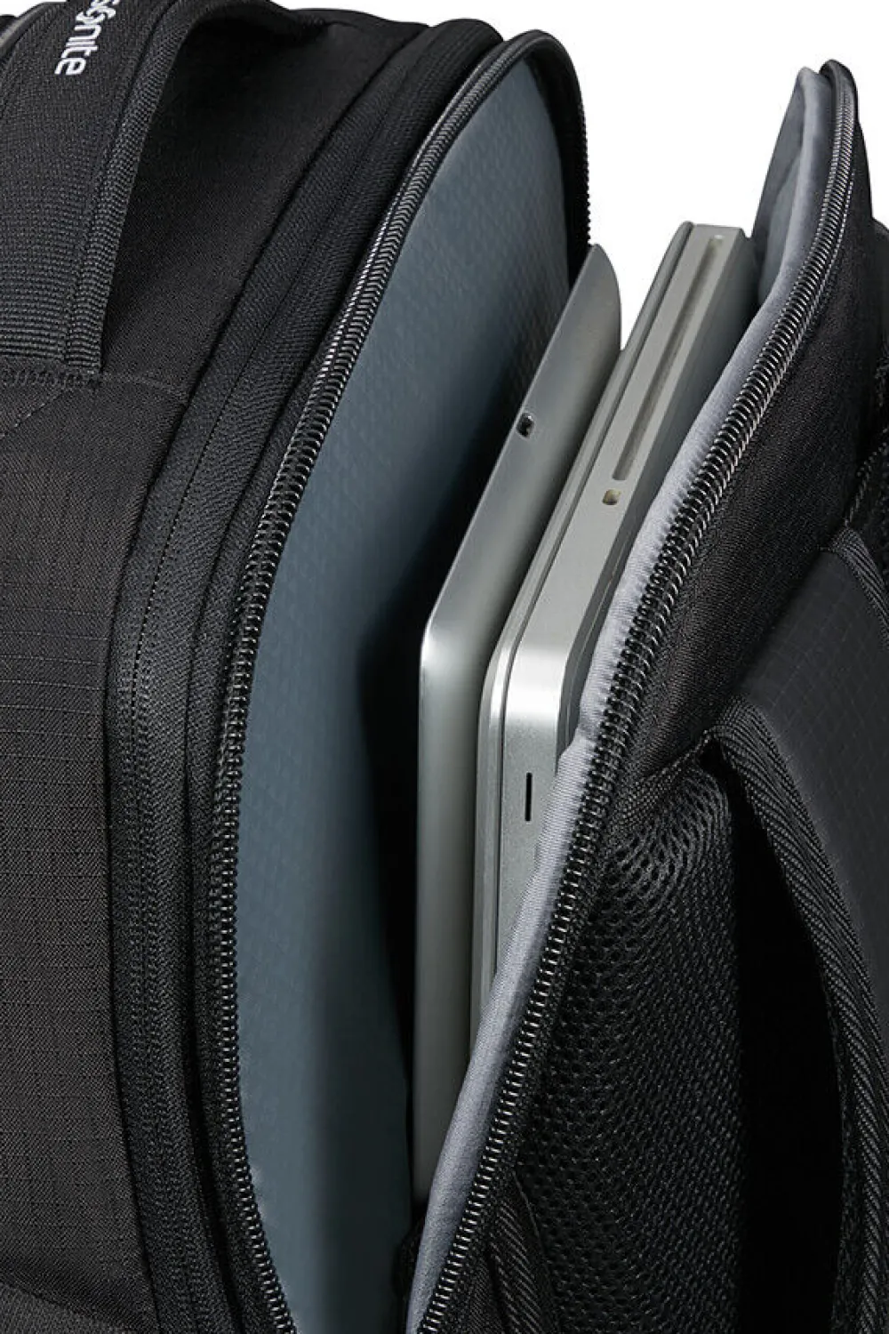 roadseeker_reppu_l_4.webp Samsonite Roadseeker Reppu L Deep Black Best