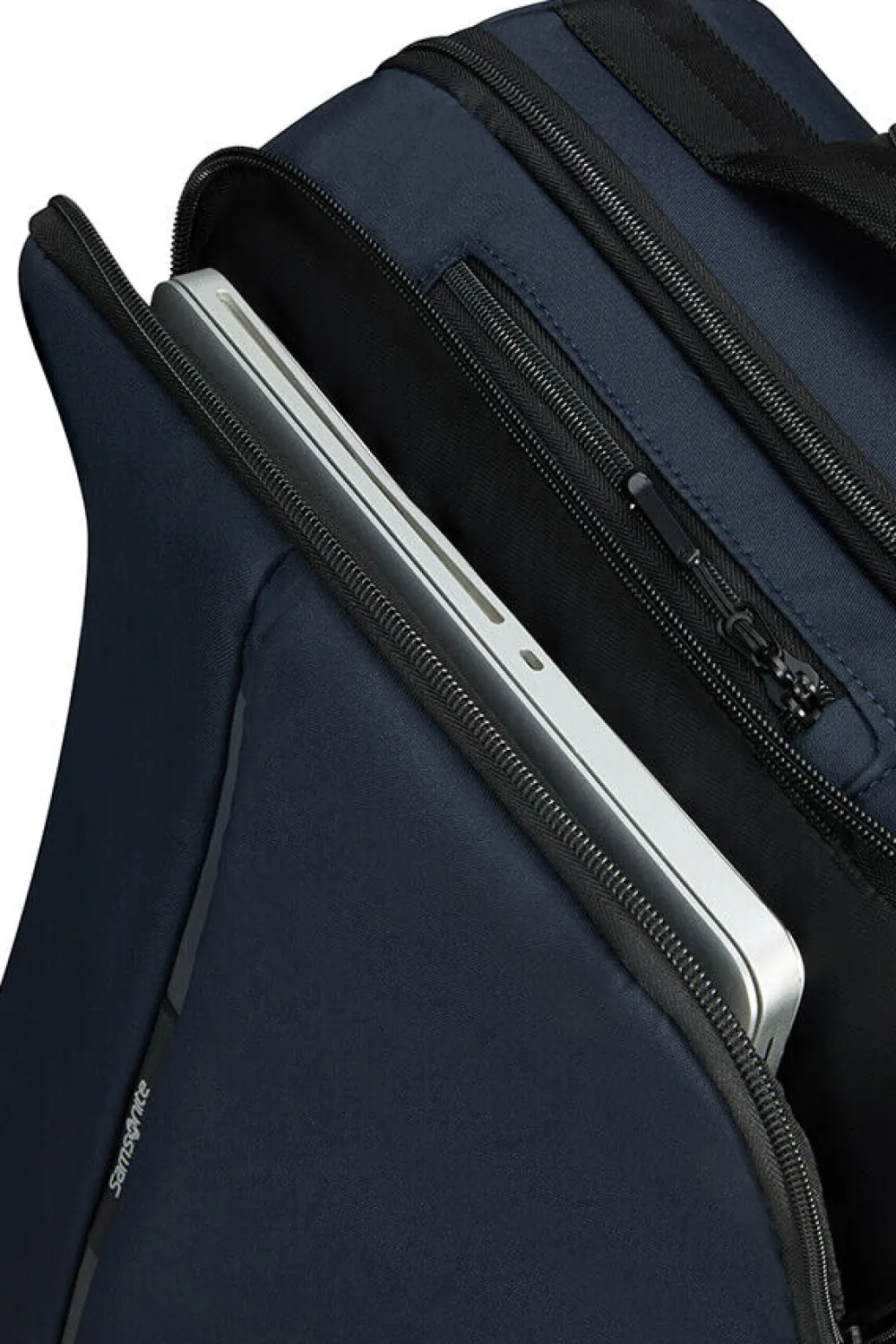 securipak__matkakassi_pyr_4-1.webp Samsonite Securipak 2.0 Matkakassi pyörillä 52cm Dark Blue Sale