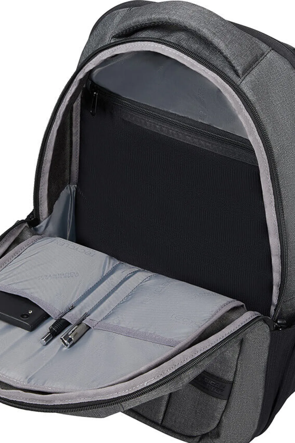 streethero_tietokonereppu_0.webp American Tourister Streethero Tietokonereppu 17.3" Grey Melange Outlet