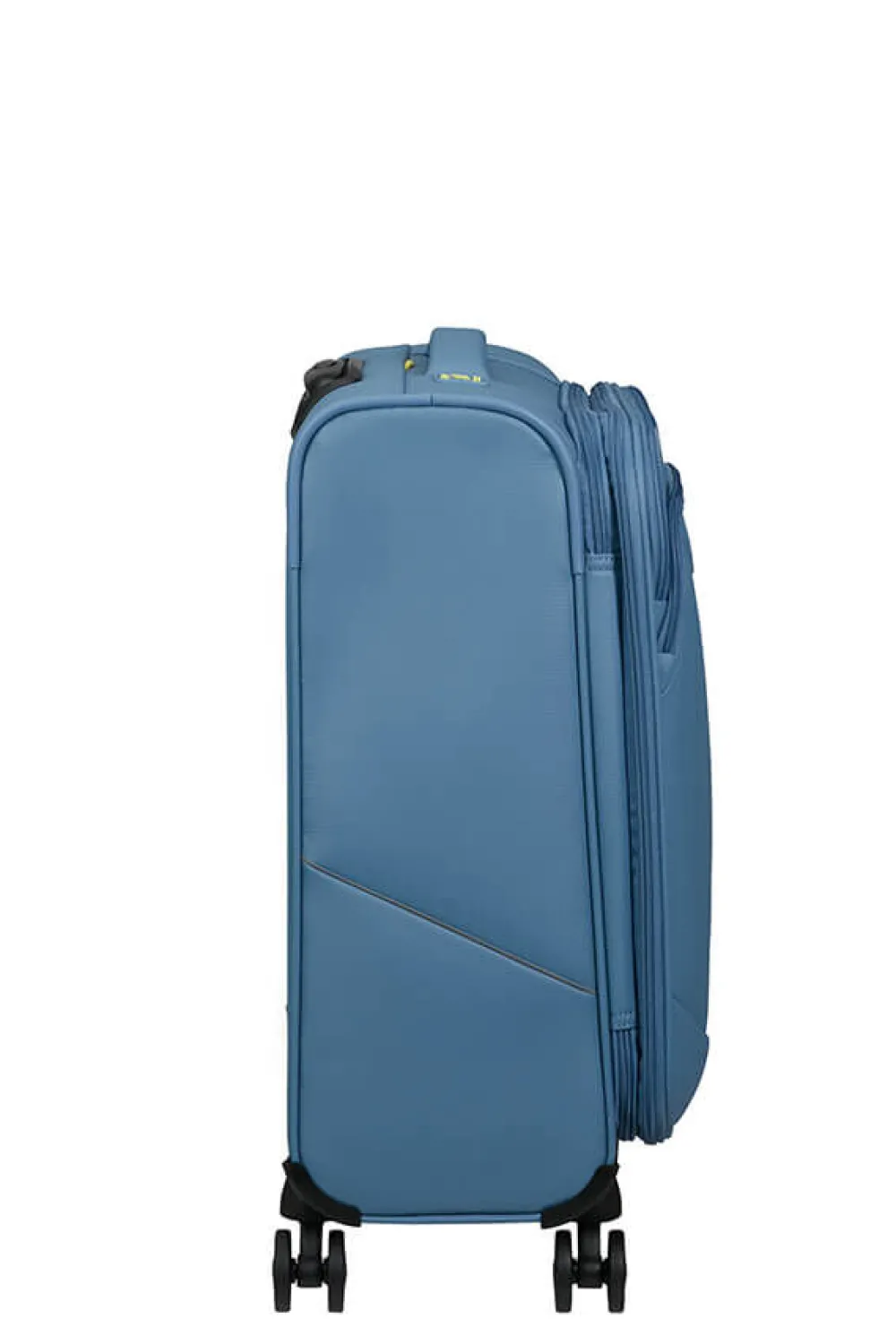 summerride_lentolaukku_3-5.webp American Tourister SummerRide Lentolaukku Coronet Blue Fashion
