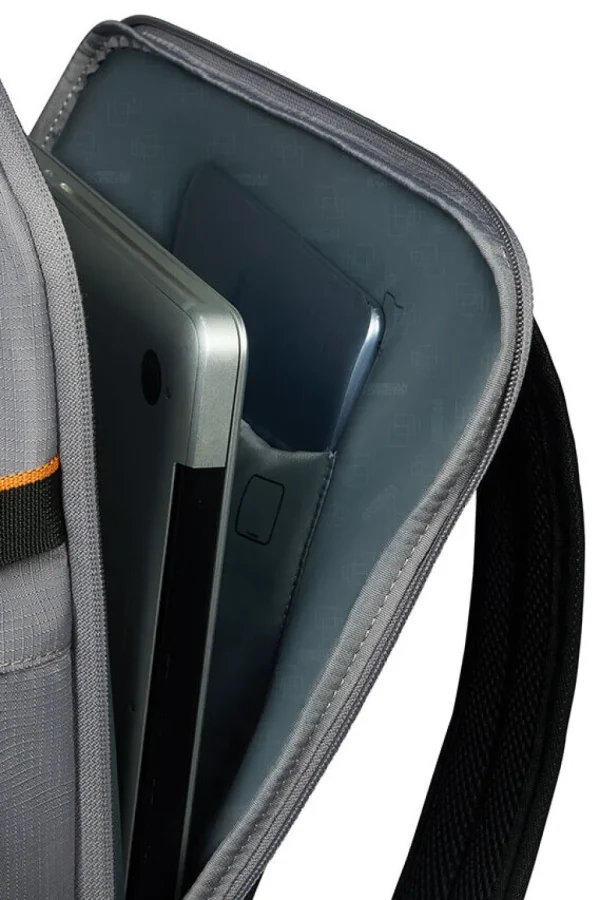 American Tourister Take2cabin Reppu M 15.6