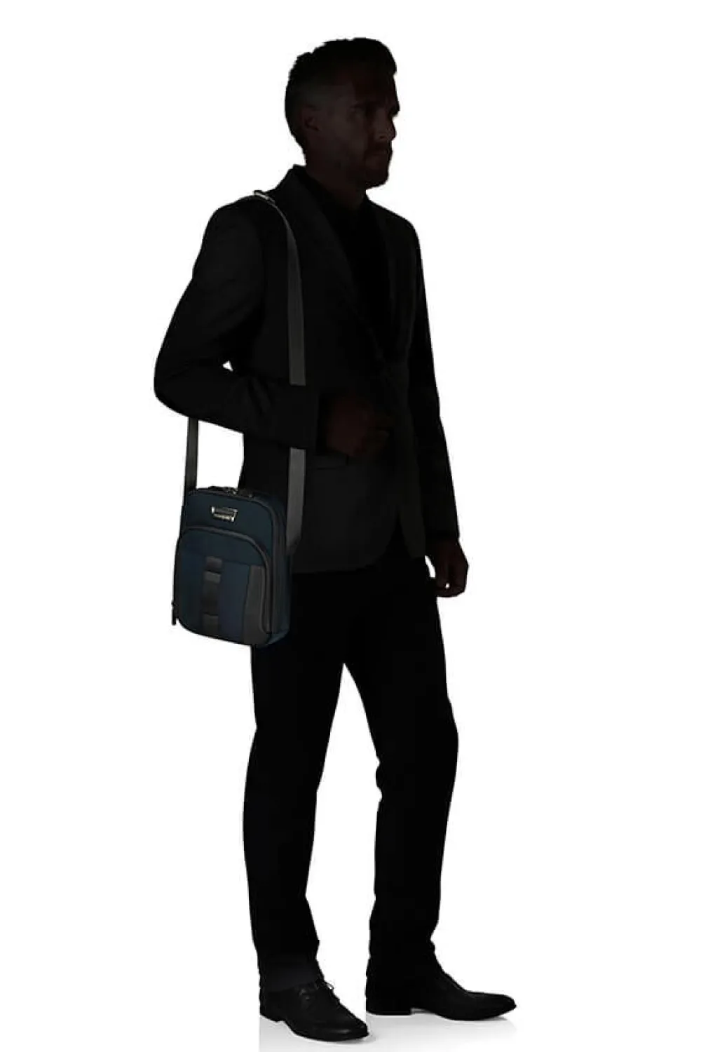 urbaneye_olkalaukku_m_1-1.webp Samsonite Urban-Eye Olkalaukku M Blue Sale